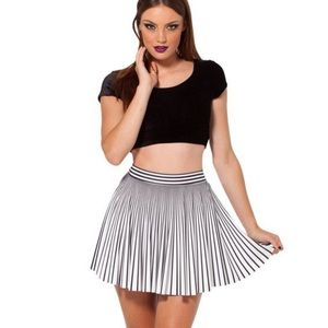 BLACKMILK henchman skirt M